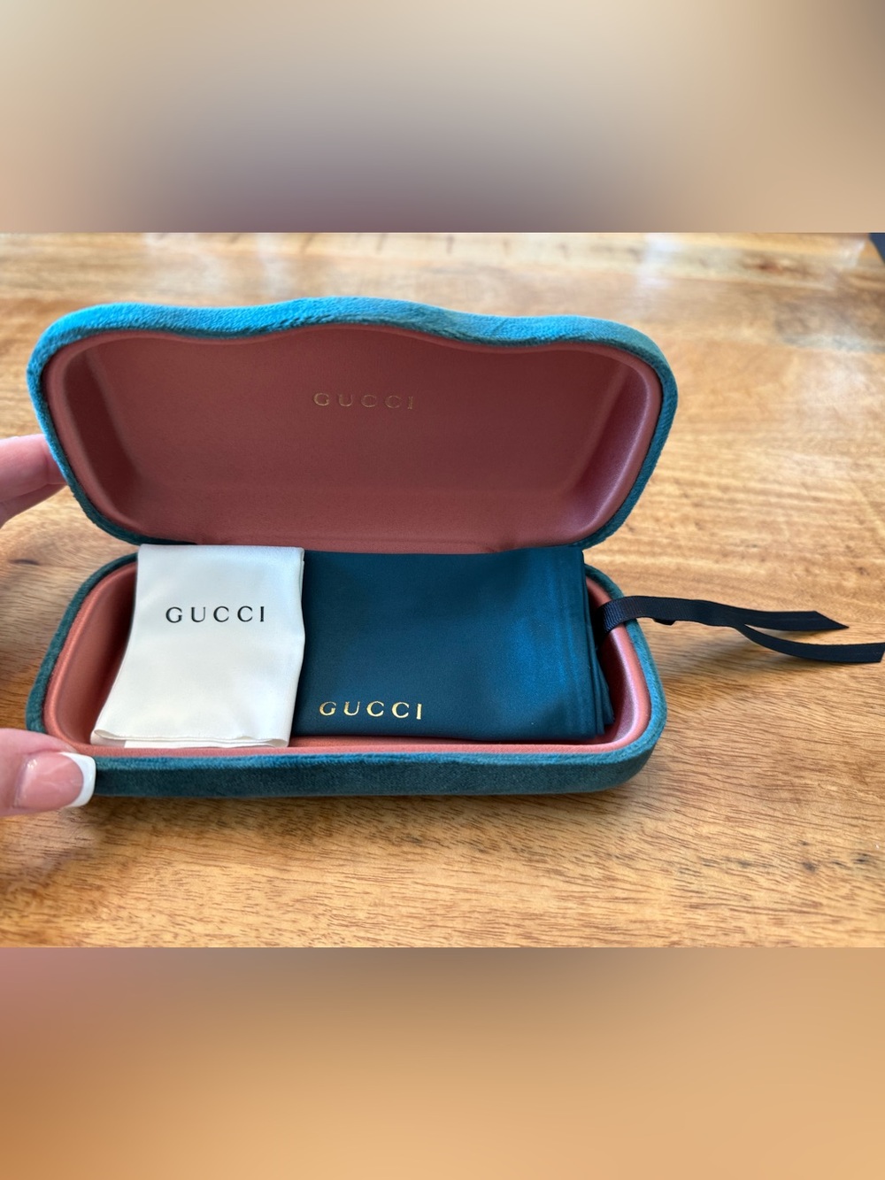 Gucci Teal Velvet Eyewear Case with Coral Interior and Gold Logo
